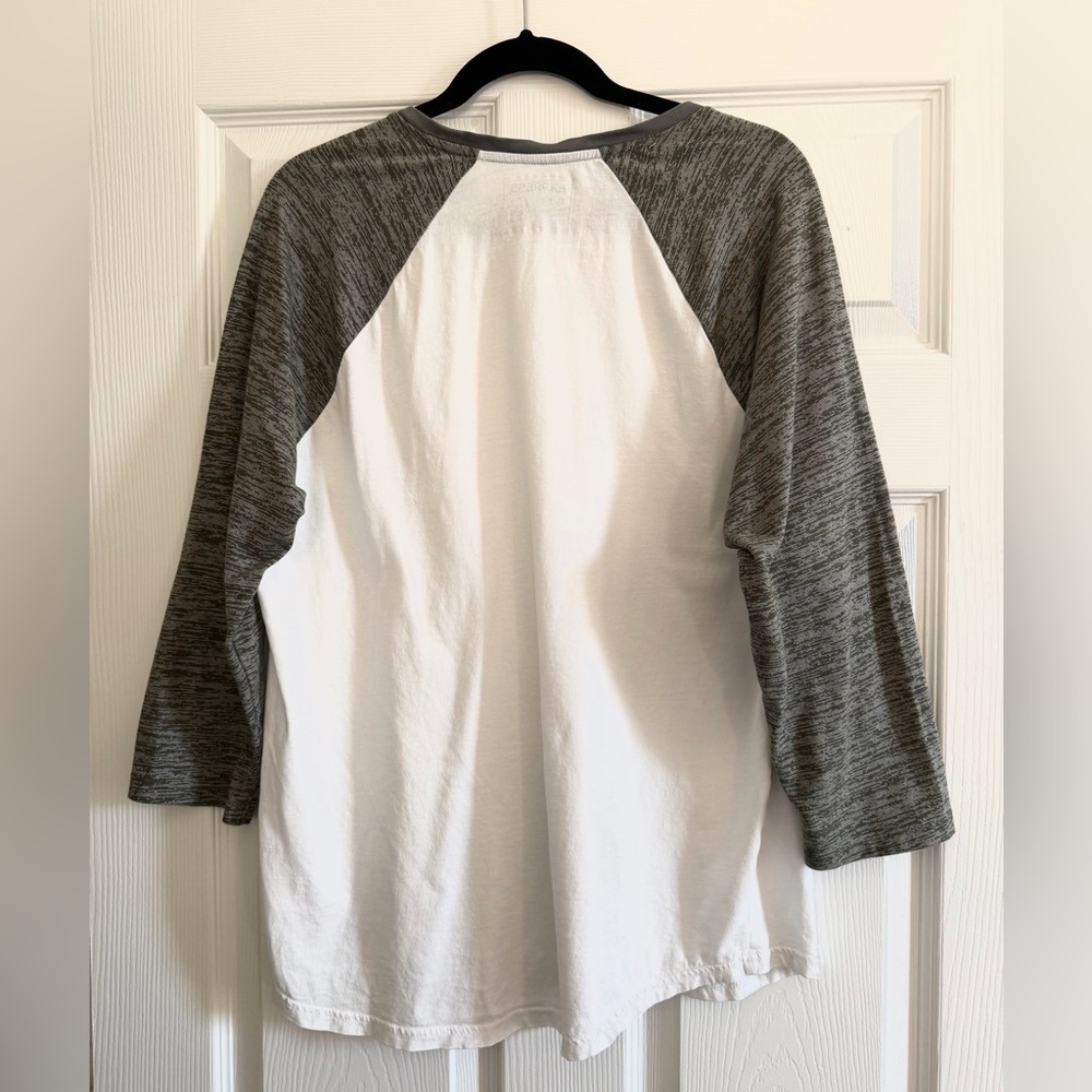 Express Tee in White and Gray - Picture 2 of 3